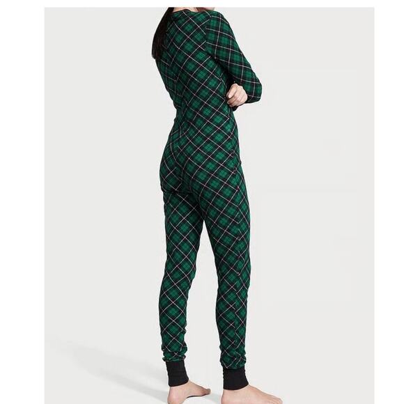 Victoria’s Secret Thermal Long One Piece Onesie Pajama Size Medium Spruce Plaid - Picture 7 of 7